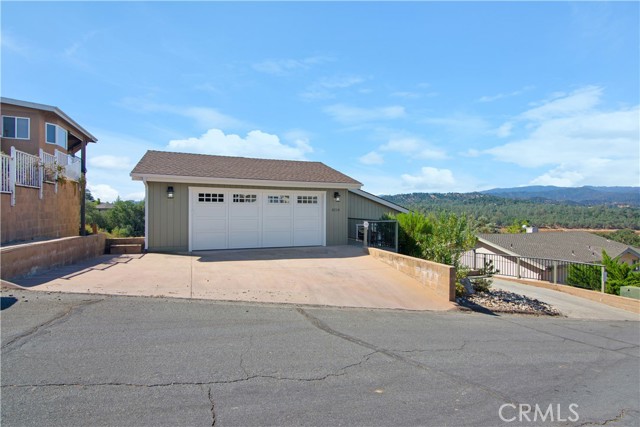Detail Gallery Image 1 of 1 For 8214 Bass Point Rd, Bradley,  CA 93426 - 3 Beds | 2/1 Baths