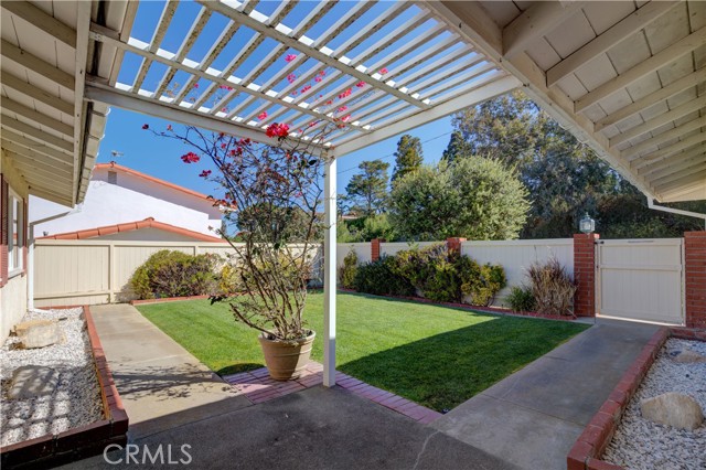 28523 Hazelridge Drive, Rancho Palos Verdes, California 90275, 4 Bedrooms Bedrooms, ,3 BathroomsBathrooms,Residential,Sold,Hazelridge,SB21079367