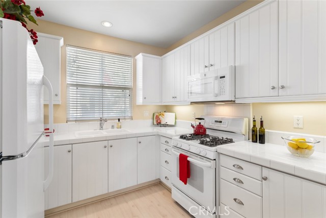 1800 Pacific Coast Highway, Redondo Beach, California 90277, 3 Bedrooms Bedrooms, ,1 BathroomBathrooms,Residential,Sold,Pacific Coast,PV21021931