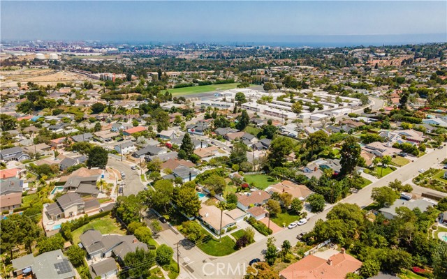 26 Gaucho Drive, Rolling Hills Estates, California 90274, 4 Bedrooms Bedrooms, ,2 BathroomsBathrooms,Residential,Sold,Gaucho,SB21153280