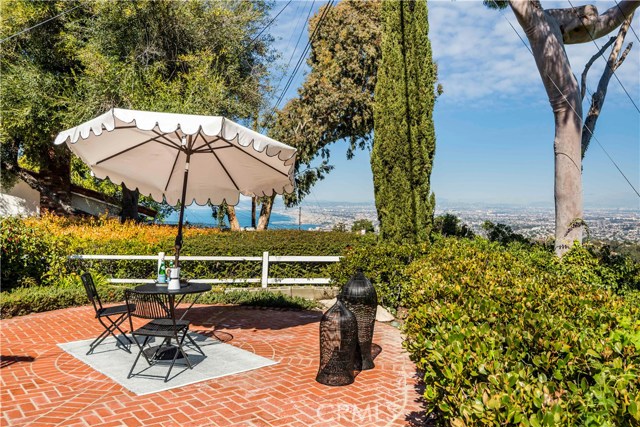 26206 Grayslake Road, Rancho Palos Verdes, California 90275, 4 Bedrooms Bedrooms, ,2 BathroomsBathrooms,Residential,Sold,Grayslake,PV19041367