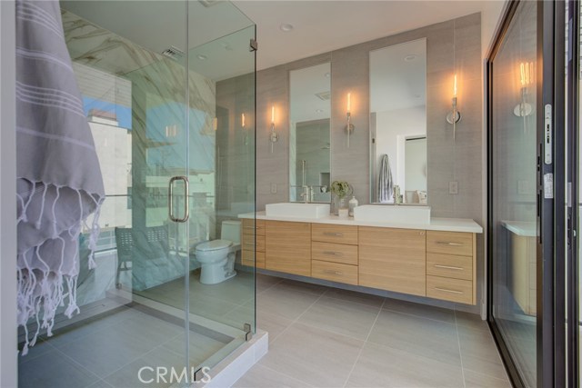 124 39th Street, Manhattan Beach, California 90266, 3 Bedrooms Bedrooms, ,2 BathroomsBathrooms,Residential,Sold,39th,SB20089804