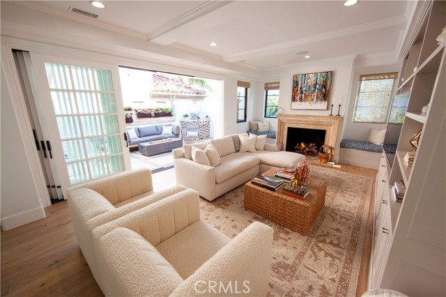 515 23rd Street, Manhattan Beach, California 90266, 3 Bedrooms Bedrooms, ,3 BathroomsBathrooms,Residential,Sold,23rd,SB21052388
