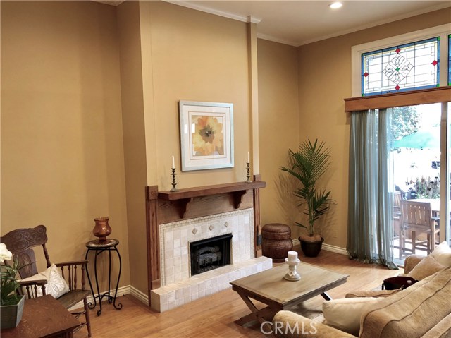 433 2ND Street, Hermosa Beach, California 90254, 3 Bedrooms Bedrooms, ,2 BathroomsBathrooms,Residential,Sold,2ND Street,SB18113035