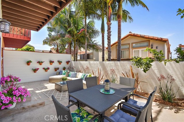 1627 Carlson Lane, Redondo Beach, California 90278, 3 Bedrooms Bedrooms, ,2 BathroomsBathrooms,Residential,Sold,Carlson,SB19160079