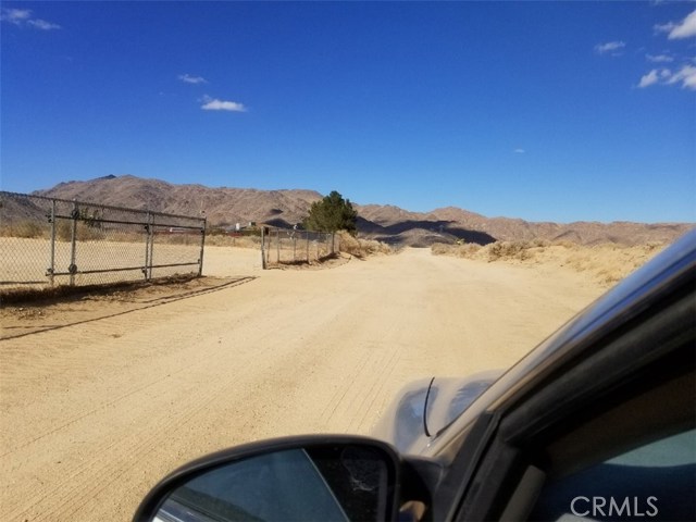 28480 Desert View Road,Apple Valley,CA 92308, USA