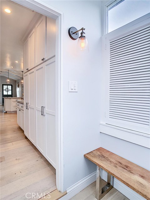 2801 Valley Drive, Manhattan Beach, California 90266, 2 Bedrooms Bedrooms, ,1 BathroomBathrooms,Residential,Sold,Valley,SB19012172