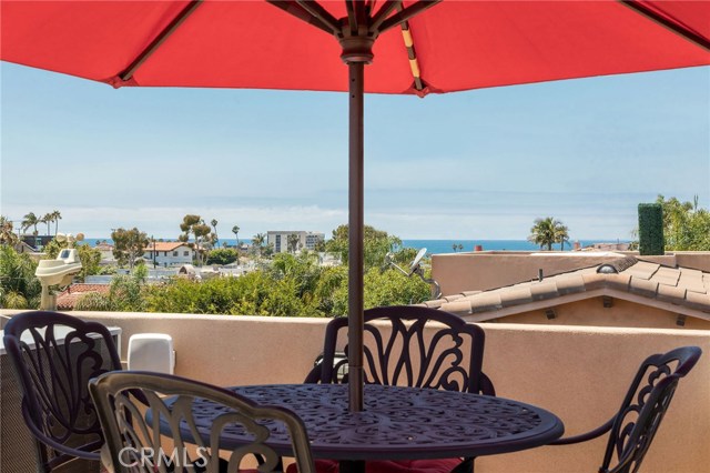 Rooftop deck with ocean and Palos Verdes views. Exterior speakers, lighting, gas and water.