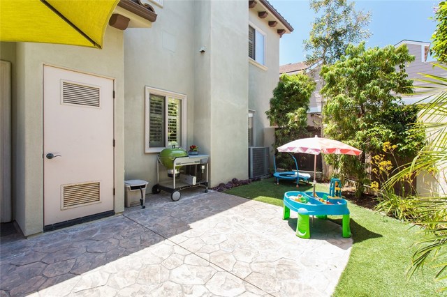 2111 Curtis Avenue, Redondo Beach, California 90278, 4 Bedrooms Bedrooms, ,2 BathroomsBathrooms,Residential,Sold,Curtis,SB18132380
