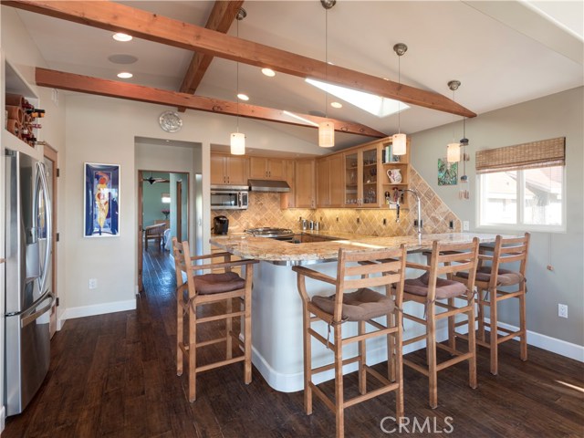 1158 8th Street, Hermosa Beach, California 90254, 3 Bedrooms Bedrooms, ,1 BathroomBathrooms,Residential,Sold,8th,SB20088189