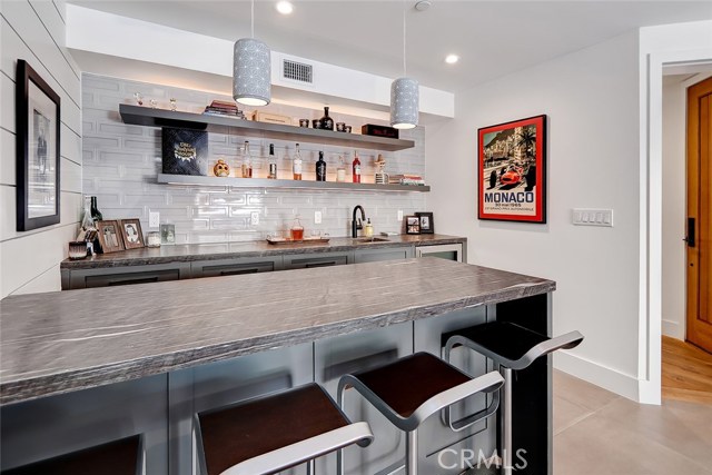 436 27th Street, Manhattan Beach, California 90266, 4 Bedrooms Bedrooms, ,4 BathroomsBathrooms,Residential,Sold,27th,SB20086504