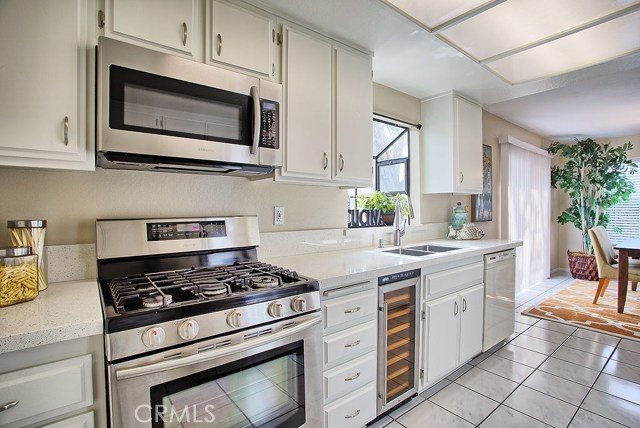 2523 Vanderbilt Lane, Redondo Beach, California 90278, 3 Bedrooms Bedrooms, ,2 BathroomsBathrooms,Residential,Sold,Vanderbilt,SB19124200