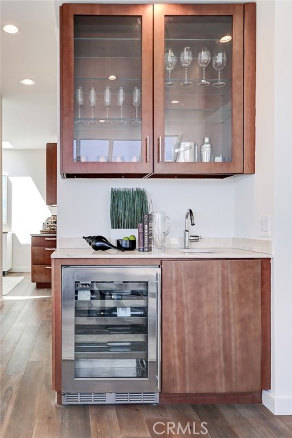 417 20th Place, Manhattan Beach, California 90266, 3 Bedrooms Bedrooms, ,2 BathroomsBathrooms,Residential,Sold,20th,SB21058820