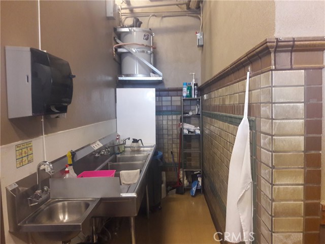 3rd, 92410, ,For Sale,3rd,IV20172778