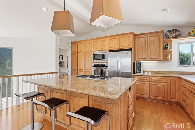 220 23rd Street, Manhattan Beach, California 90266, 3 Bedrooms Bedrooms, ,1 BathroomBathrooms,Residential,Sold,23rd,OC19050321