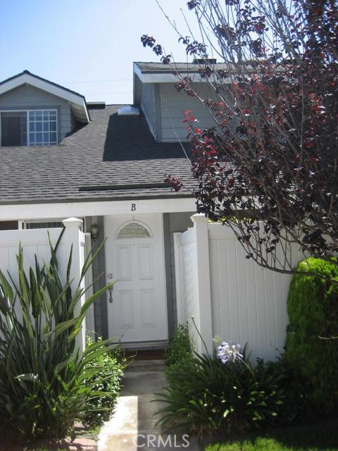 Photo of 1052 Walnut Street #B, Tustin, CA 92780