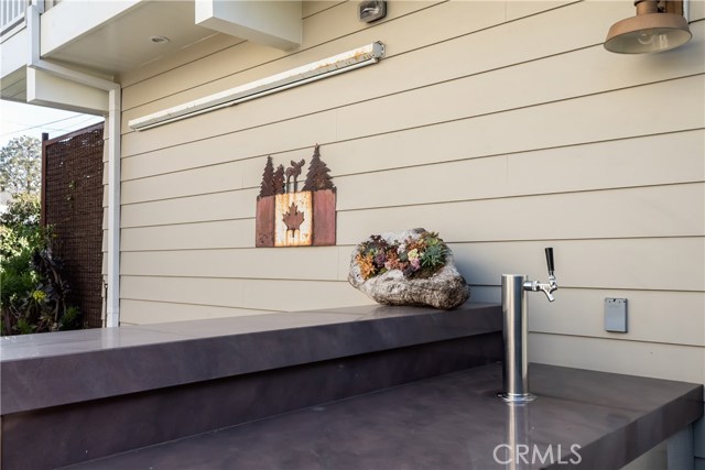 756 36th Street, Manhattan Beach, California 90266, 6 Bedrooms Bedrooms, ,3 BathroomsBathrooms,Residential,Sold,36th,SB20029845