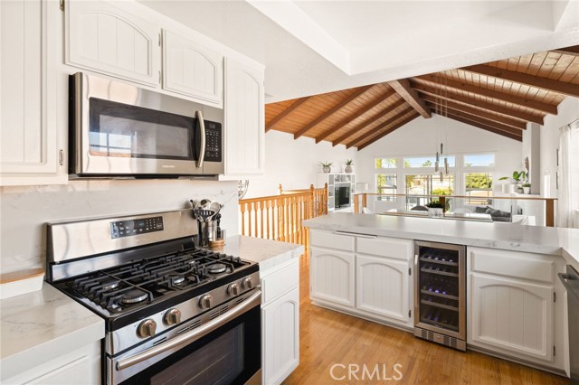1107 Stanford Avenue, Redondo Beach, California 90278, 3 Bedrooms Bedrooms, ,2 BathroomsBathrooms,Residential,Sold,Stanford,SB20120102