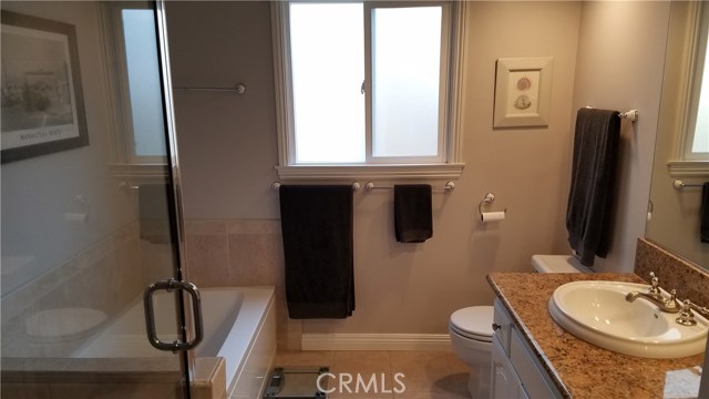 2920 Poinsettia Avenue, Manhattan Beach, California 90266, 3 Bedrooms Bedrooms, ,2 BathroomsBathrooms,Residential,Sold,Poinsettia,SB19012421