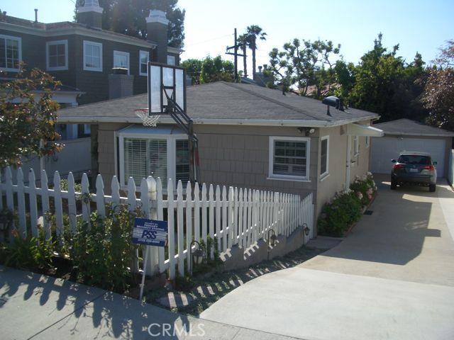 2825 Valley Drive, Manhattan Beach, California 90266, 4 Bedrooms Bedrooms, ,2 BathroomsBathrooms,Residential,Sold,Valley,S08081178