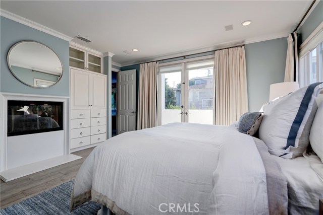 2509 Poinsettia Avenue, Manhattan Beach, California 90266, 5 Bedrooms Bedrooms, ,4 BathroomsBathrooms,Residential,Sold,Poinsettia,SB19238228