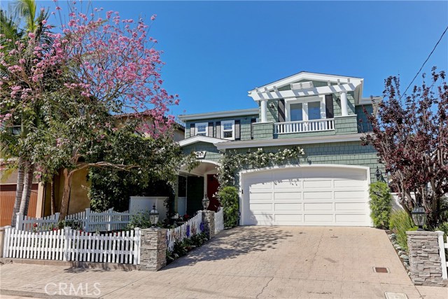 1301 Pine Avenue, Manhattan Beach, California 90266, 5 Bedrooms Bedrooms, ,4 BathroomsBathrooms,Residential,Sold,Pine,SB18040314