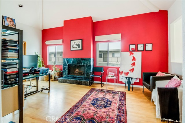 214 Avenue H, Redondo Beach, California 90277, 3 Bedrooms Bedrooms, ,2 BathroomsBathrooms,Residential,Sold,Avenue H,SB17200992