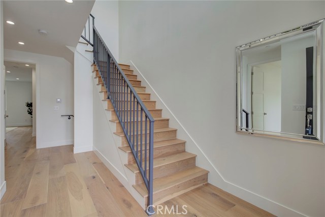 124 Guadalupe Avenue, Redondo Beach, California 90277, 3 Bedrooms Bedrooms, ,2 BathroomsBathrooms,Residential,Sold,Guadalupe,SB19041183