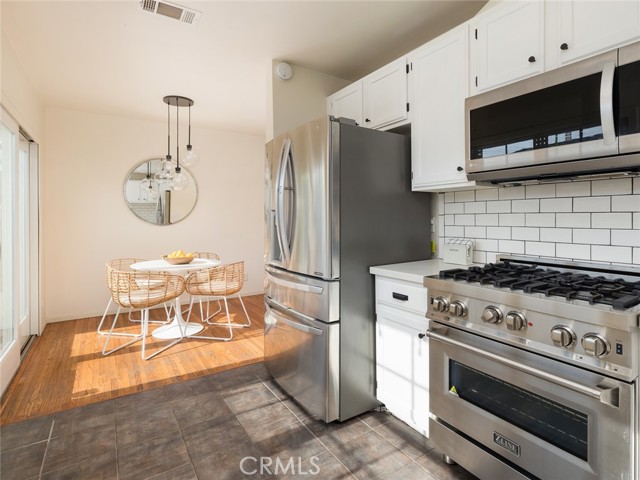701 Firmona Avenue, Redondo Beach, California 90278, 3 Bedrooms Bedrooms, ,2 BathroomsBathrooms,Residential,Sold,Firmona,SB21149266