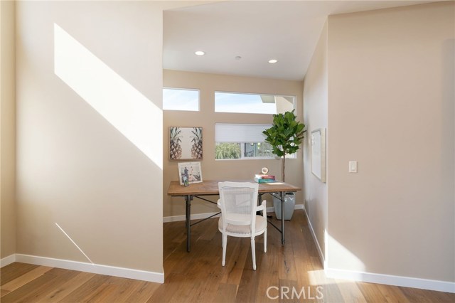 1810 Harriman Lane, Redondo Beach, California 90278, 4 Bedrooms Bedrooms, ,3 BathroomsBathrooms,Residential,Sold,Harriman,SB19073993