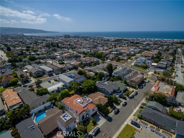 1144 9th Street, Hermosa Beach, California 90254, 5 Bedrooms Bedrooms, ,4 BathroomsBathrooms,Residential,Sold,9th,SB19216948