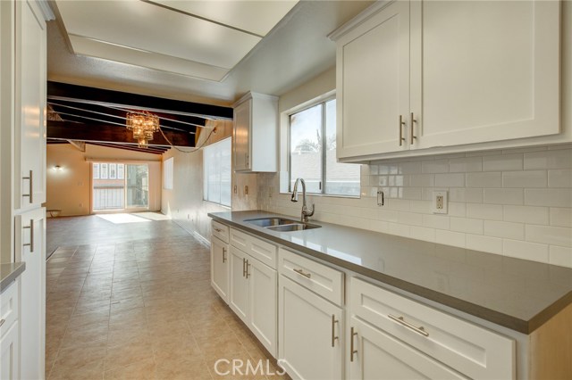 1734 Steinhart Avenue, Redondo Beach, California 90278, 3 Bedrooms Bedrooms, ,2 BathroomsBathrooms,Residential,Sold,Steinhart,PV20044687