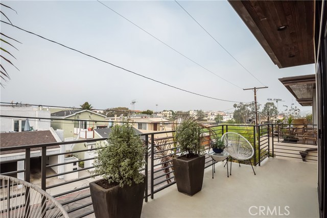 836 Bard Street, Hermosa Beach, California 90254, 4 Bedrooms Bedrooms, ,4 BathroomsBathrooms,Residential,Sold,Bard,SB20192975