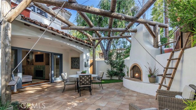 1801 Palm Avenue, Manhattan Beach, California 90266, 5 Bedrooms Bedrooms, ,4 BathroomsBathrooms,Residential,Sold,Palm,SB20134163