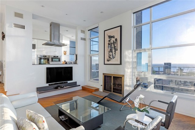 2519 Crest Drive, Manhattan Beach, California 90266, 2 Bedrooms Bedrooms, ,2 BathroomsBathrooms,Residential,Sold,Crest,SB20237672
