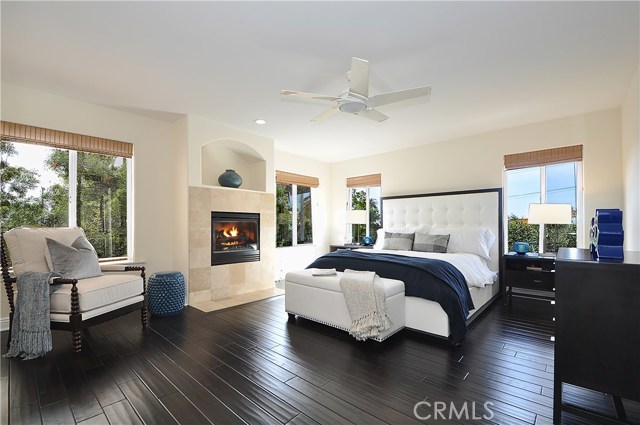826 15th Street, Hermosa Beach, California 90254, 4 Bedrooms Bedrooms, ,3 BathroomsBathrooms,Residential,Sold,15th,SB19018013