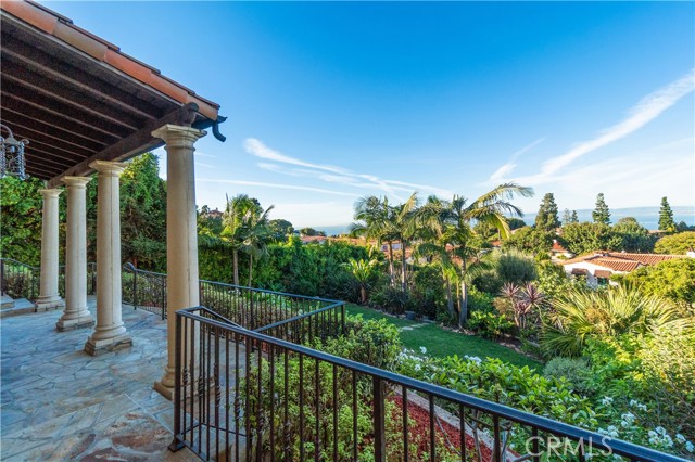 841 Via Somonte, Palos Verdes Estates, California 90274, 4 Bedrooms Bedrooms, ,5 BathroomsBathrooms,Residential,Sold,Via Somonte,SB21146650