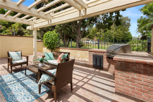 35 Malaga Place, Manhattan Beach, California 90266, 3 Bedrooms Bedrooms, ,2 BathroomsBathrooms,Residential,Sold,Malaga,SB20135980