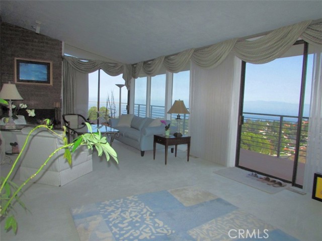 1413 Via Davalos, Palos Verdes Estates, California 90274, 5 Bedrooms Bedrooms, ,2 BathroomsBathrooms,Residential,Sold,Via Davalos,PV21028536