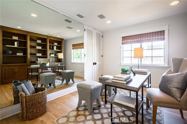 742 27th Street, Manhattan Beach, California 90266, 4 Bedrooms Bedrooms, ,3 BathroomsBathrooms,Residential,Sold,27th,SB19194302