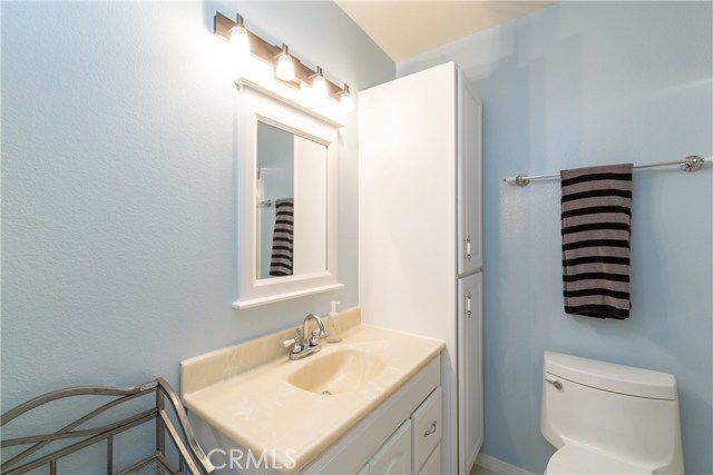 650 The Village, Redondo Beach, California 90277, 2 Bedrooms Bedrooms, ,2 BathroomsBathrooms,Residential,Sold,The Village,SB17108266