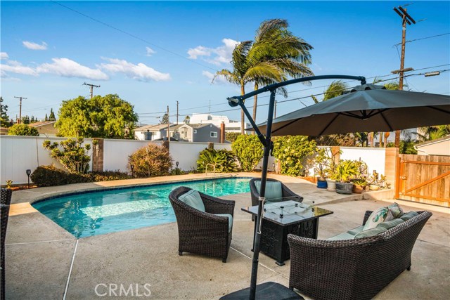 450 Paulina Avenue, Redondo Beach, California 90277, 4 Bedrooms Bedrooms, ,2 BathroomsBathrooms,Residential,Sold,Paulina,SB19263852
