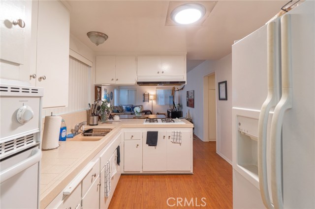 Downstairs Kitchen to Family Room