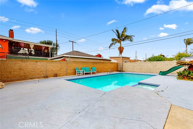 3 Bed Home for Sale in Compton, California
