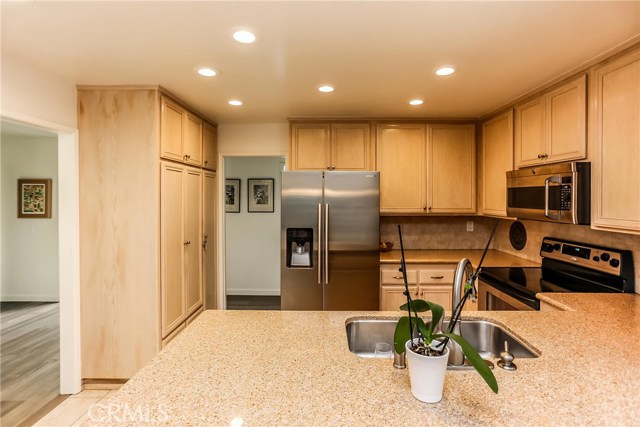 112 Hilltop Circle, Rancho Palos Verdes, California 90275, 2 Bedrooms Bedrooms, ,2 BathroomsBathrooms,Residential,Sold,Hilltop,SB18155915
