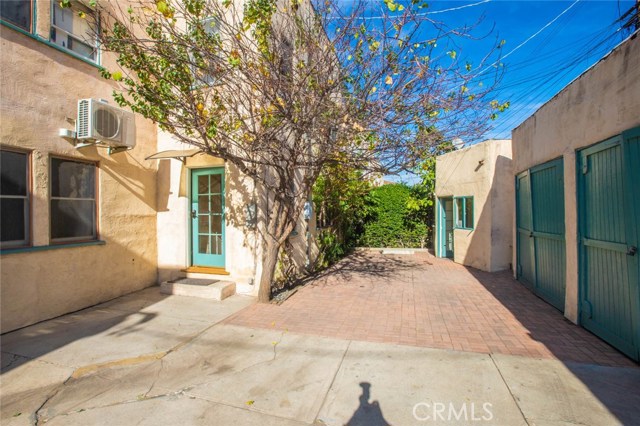  Income Home for Sale in Los Angeles, California