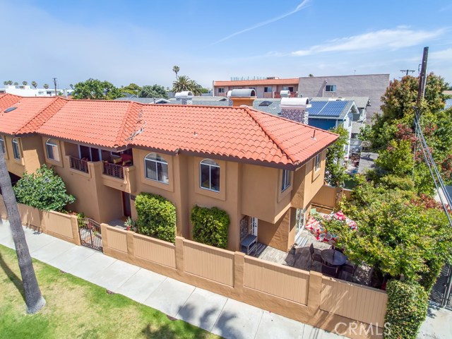 726 Elvira Avenue, Redondo Beach, California 90277, 3 Bedrooms Bedrooms, ,2 BathroomsBathrooms,Residential,Sold,Elvira,SB19129651