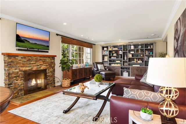 5648 Whitecliff Drive, Rancho Palos Verdes, California 90275, 4 Bedrooms Bedrooms, ,3 BathroomsBathrooms,Residential,Sold,Whitecliff,PV19223887
