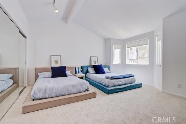 625 26th Street, Manhattan Beach, California 90266, 4 Bedrooms Bedrooms, ,3 BathroomsBathrooms,Residential,Sold,26th,SB19176225