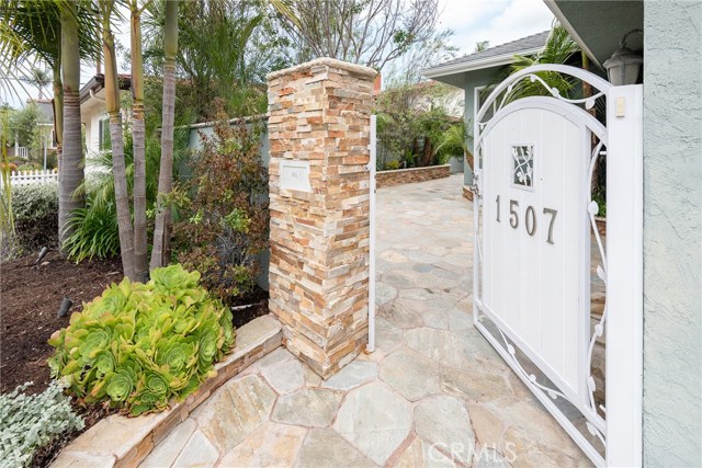 1507 23rd Street, Manhattan Beach, California 90266, 3 Bedrooms Bedrooms, ,2 BathroomsBathrooms,Residential,Sold,23rd,SB19104424